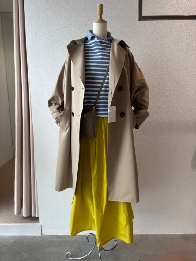 MACPHEE
デニムシャンブレー レギュラーカラーシャツ

シャンブレー特有の奥行のある色味が特徴です。
適度にゆとりを持たせたシルエットに柔らかなショルダーライン、小さめの襟デザインで女性らしさを感じる一枚。
身頃に施した〈MACPHEE〉の頭文字の”M”の刺繍もさりげないポイントです。
フロントを開けてラフに羽織ったり、ベストやニットとレイヤードするのもおすすめ。
シーズンやトレンド問わず幅広く活躍してくれるベーシックなアイテムです。

 ¥26,400 (税込)

#マカフィー#MACPHEE