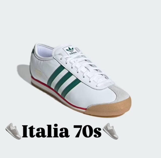 ◀︎adidas▶︎

ビンテージ感が漂う、薄底スタイルのレザーシューズ "Italia 70s"

スポーティーなスタイルを追求して、アディダスのアーカイブデザインを融合した、デイリーに活躍する薄底シューズ👟
滑らかなレザーアッパーと合成ライニングが快適な履き心地をもたらし、ラバーアウトソールが安定した足取りを促す。

#adidas
#italia70s
#adidasoriginals

ヒールにあしらったシグネチャーのブランドロゴとクロスのディテールが、アディダスのプライドを表現。

ぜひ、サイズが揃っているうちに✨

#remix #リミックス 大原参道リミックスビル
大分 日田 セレクトショップ
instafashion

@remix_homme 
@landmark_1f
@r_sasebo_remix 
@r_sasebo_remix_2
@r_sasebo_marina