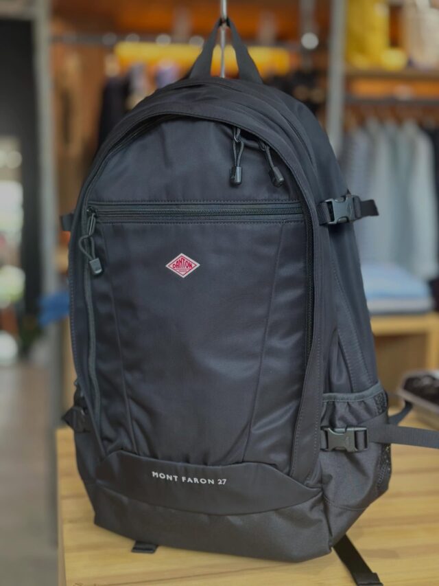 DATON

▶︎MONT FARON 27 
¥16.000+税

アウトドアからデイリーまで活躍できる大容量バックパック。
27Lの収納力で、随所に多彩なポケットやディティールを配置。
素材にはマットな表面感が特徴のポリエステルツイル素材を採用。

▶︎GAVARNIE 22 
¥16.500+税

マットな表面感が特徴のポリエステルツイル素材。
テカリを抑えることでより高級感のある生地です。
容量22Lでデイリーユースからアウトドアまで幅広いシーンに活躍

#リミックス#日田セレクトショップ
#ダントン#リュック

ランドマーク店
📞0973-25-6050

オム店(メンズ)のインスタはこちら
☞@remix_homme