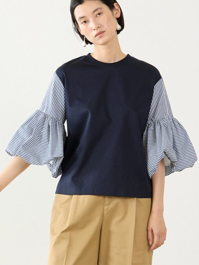 ADAWAS

ラフに纏えて、1枚で着映えするTシャツ❤️
お仕事から休日のお出かけまで着映えするTシャツ。
シルケット加工を施したスーピマコットンのポンチジャージを身頃に使用。
袖にはタイプライターで切り替えたフレアスリーブを組み合わせて、1枚で主役を張れるデザインに。
上品な光沢と適度なハリ感は、気楽に纏えてきれいめな印象をキープ。

color  ミッドナイト、ミルク、ブラック
¥33000(税込)

🩵HEART🩵
0973-27-6103

#ADAWAS
#アダワス
#カットソー
#HEART
#セレクトショップ